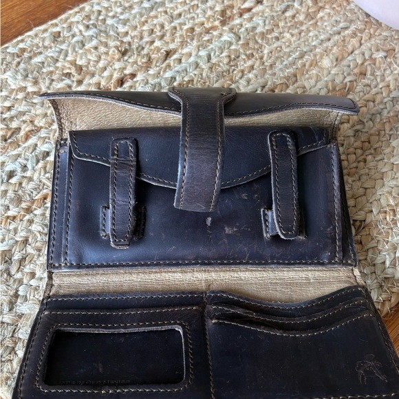 Saddleback Leather Long Trifold Wallet- Discontinued - Picture 9 of 9